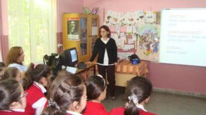 Sigaranın zararları &ouml;ğrencilere anlatıldı