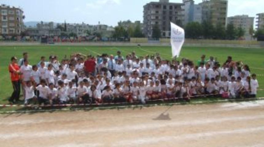 Silifke 1. Atletizm Şenliği D&uuml;zenlendi