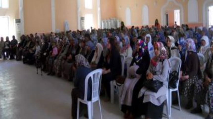 Yenipazar Kız Kur'an Kursu'ndan Yıl Sonu Etkinliği