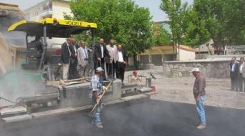 Ağrı&rsquo;da Sıcak Asfalt &Ccedil;alışmaları Başladı