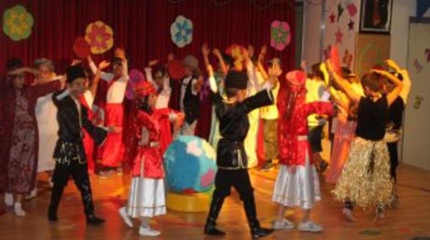 İstikbal Koleji'nde Mezuniyet Coşkusu