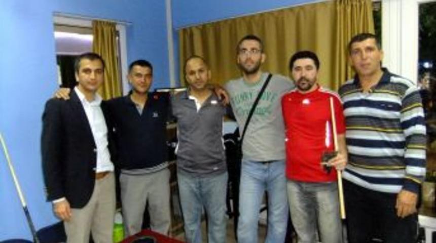 Salihli'de Bilardo Turnuvası D&uuml;zenlendi