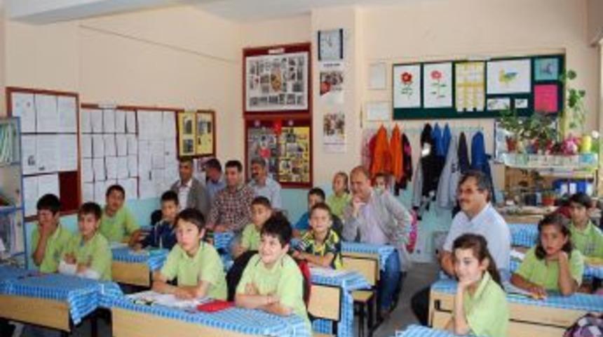 Salihli'de '&ccedil;ocuk İ&ccedil;in Polis' Projesi Tamamlandı