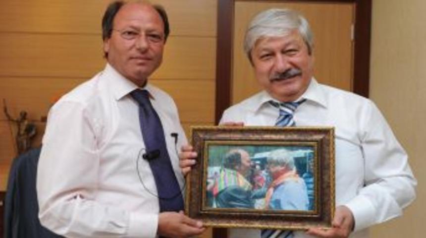 Y&ouml;r&uuml;klerden Başkan Akaydın'a Teşekk&uuml;r