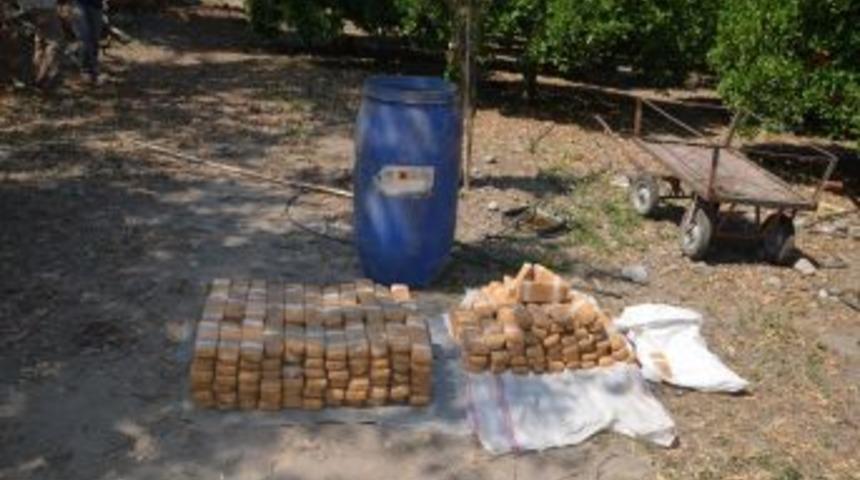 Toprağa G&ouml;m&uuml;l&uuml; Bidondan 114 Kilo Eroin &Ccedil;ıktı