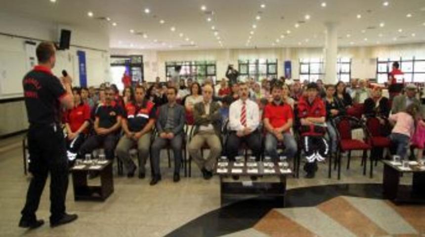 Ev Hanımlarına Yangın Semineri