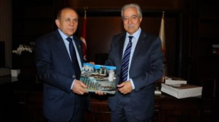 Burhan Kuzu'dan Aldırmaz'a ziyaret