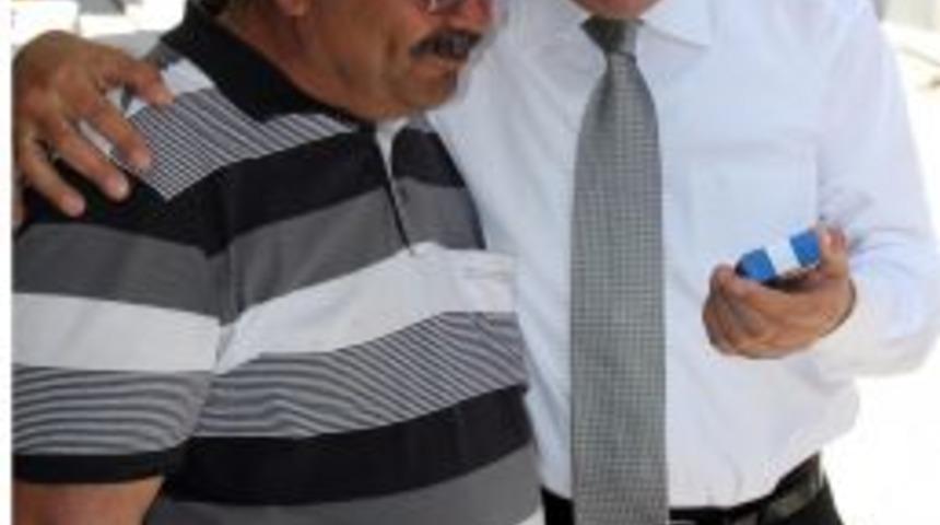 Vali Yılmaz Vatandaşlara Sigaranın Zararlarını Anlattı