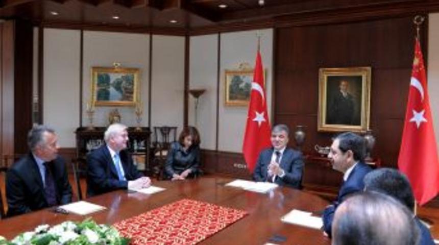 Cumhurbaşkanı G&uuml;l, Gerhard Schroeder'i Kabul Etti