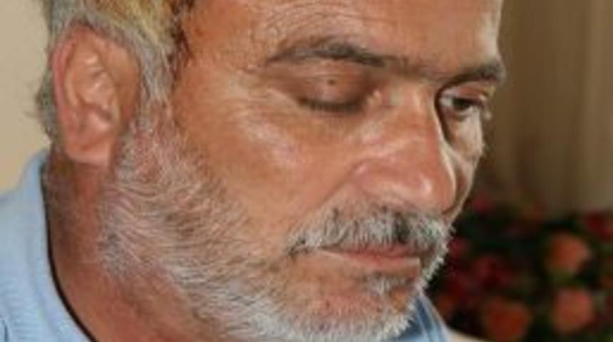 Eniştesine Keserle Saldırdı