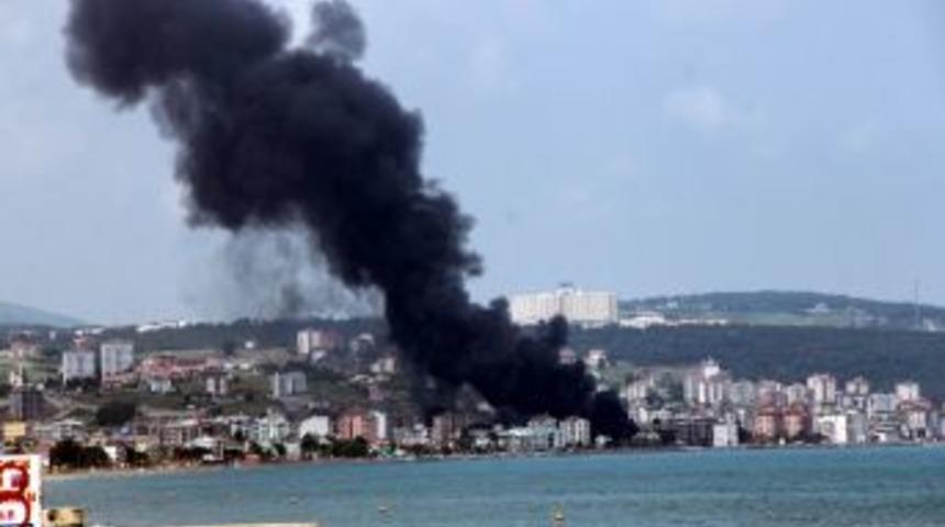 İnşaatta &Ccedil;ıkan Yangın Alarma Ge&ccedil;irdi