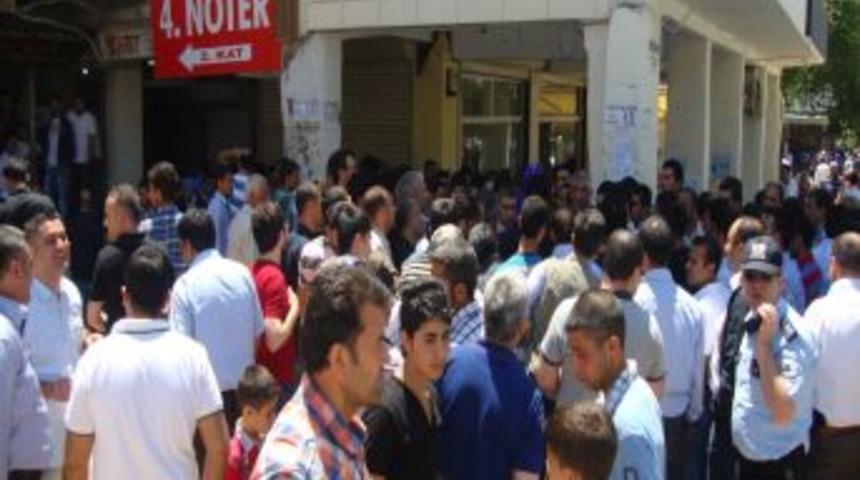 Polis Operasyon D&uuml;zenledi, Kapaklı Esnafı Kepenk Kapattı