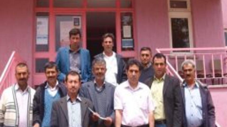 Selendi'de İnşaat Ustaları Belgelerini Aldı