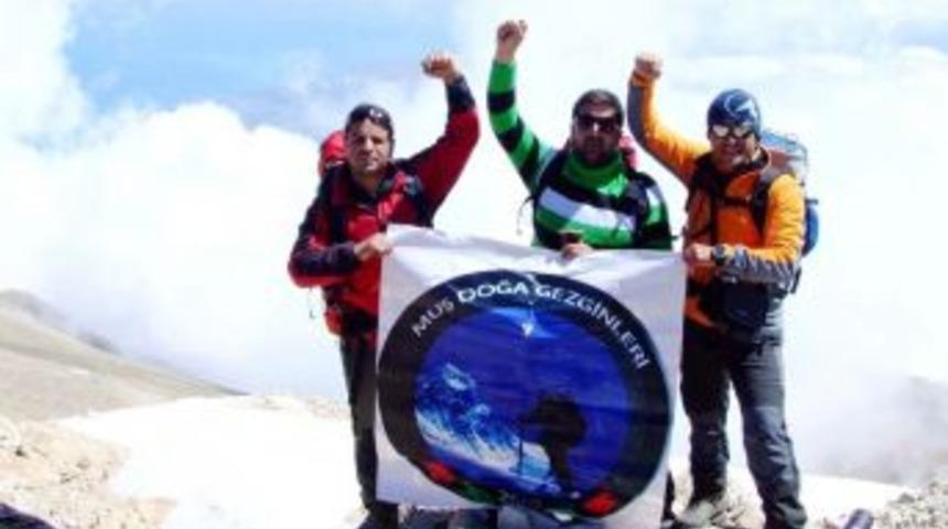 Muşlu Dağcılardan Artos Tırmanışı