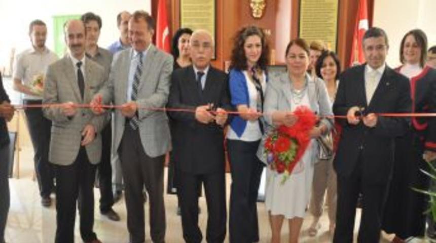 Gen&ccedil;ler Fotoğrafla Tanışıyor