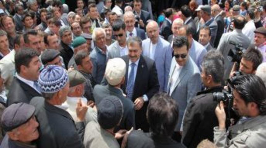 Bakan Eroğlu Afyonkarahisar'da Temel Atma T&ouml;renine Katıldı