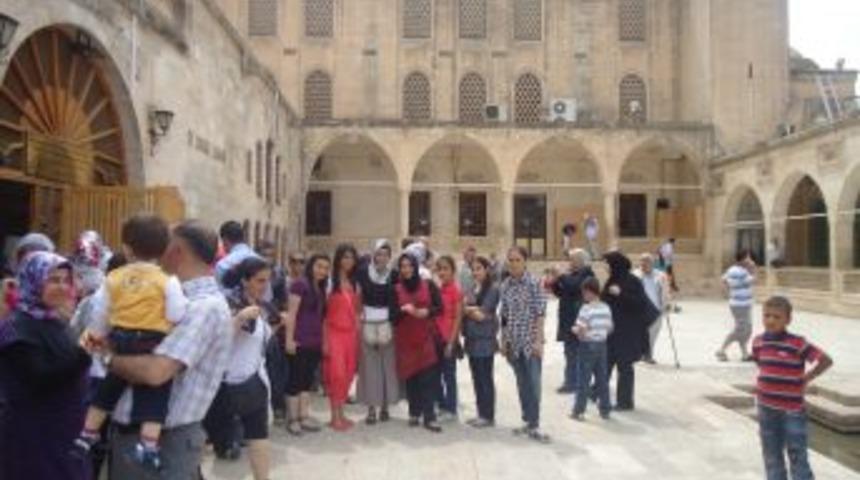 Lise &Ouml;ğrencileri İ&ccedil;in Şanlıurfa Ve Gaziantep'e Gezi D&uuml;zenlendi