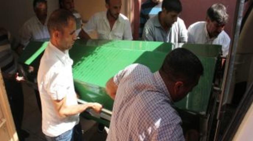 Halıya Sarılarak &Ouml;ld&uuml;r&uuml;len Kişinin Kimliği Belirlendi