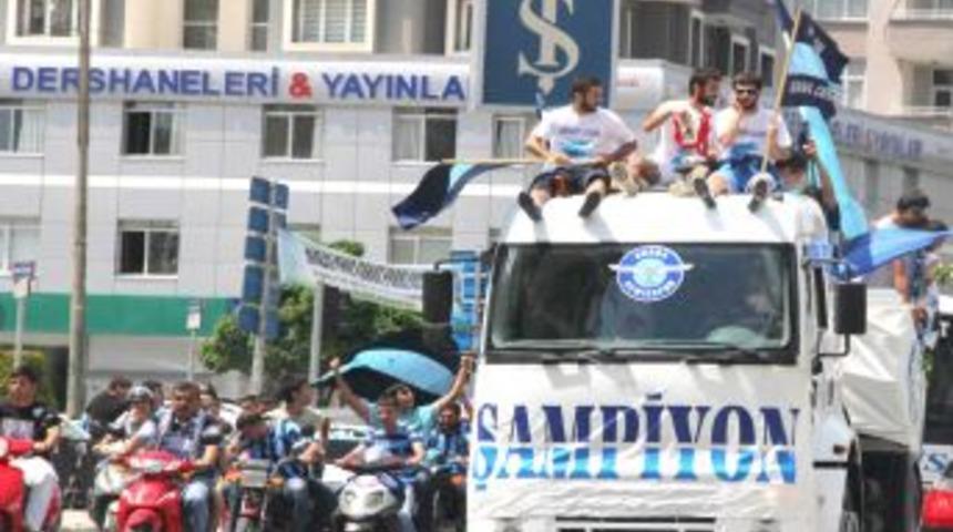 Adana Demirspor'da Şampiyonluk Coşkusu