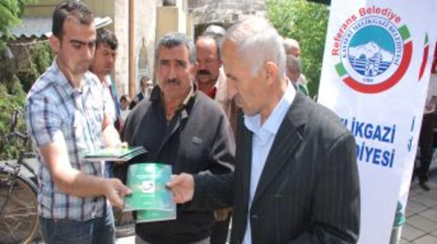 İbrahim Tennuri Hazretleri'ni Anma Etkinliği'ne Yoğun İlgi