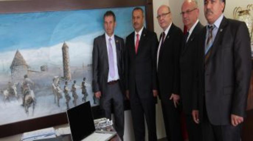 Almanya'nın Bovyera Kentinden Gelen Heyet, B&uuml;y&uuml;kşehir Belediyesi'ni Ziyaret Etti