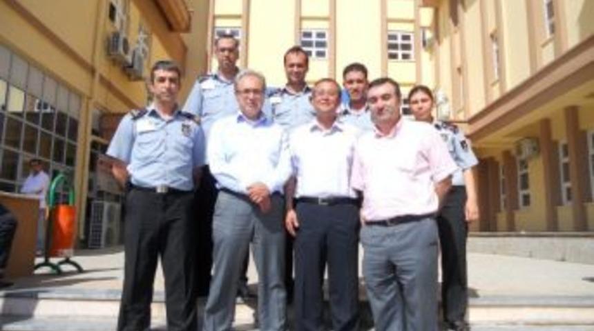 Didim Devlet Hastanesi'nde Emekli Olan M&uuml;d&uuml;re Veda T&ouml;reni
