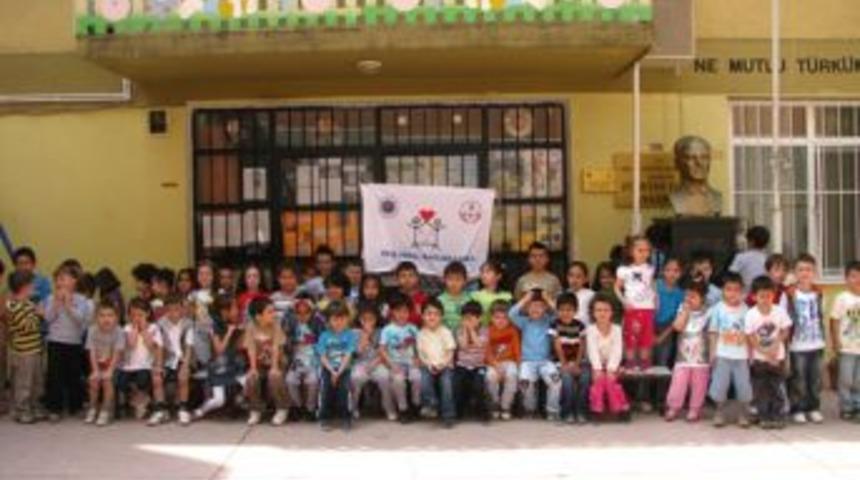 Z&uuml;beyde Hanım Anaokulu'na beyaz bayrak