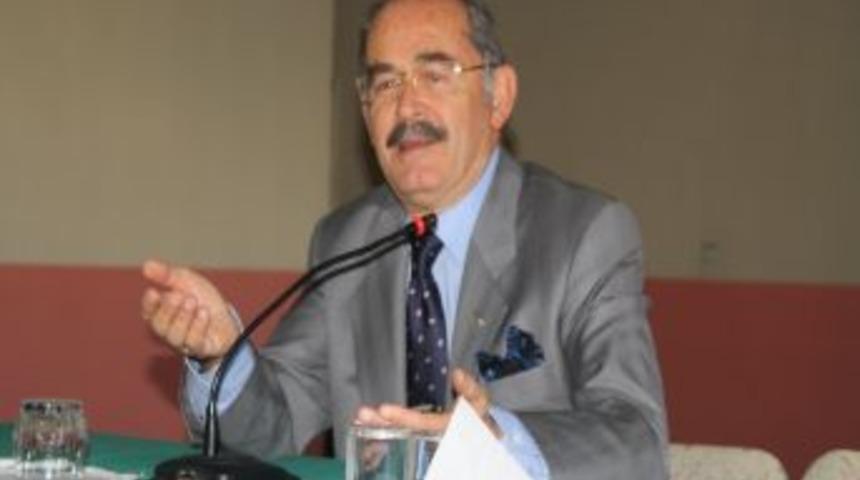 B&uuml;y&uuml;kerşen, Raporları Kaybedince Askerlik Hayalinden Olmuş