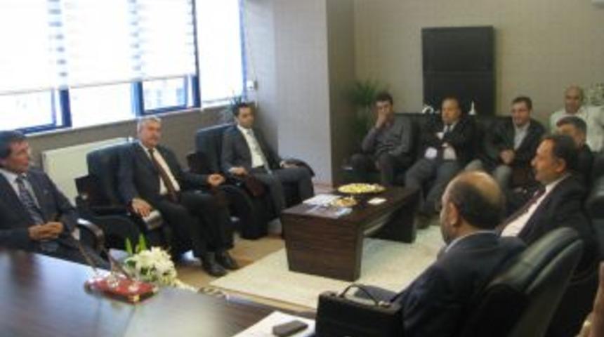 Hala&ccedil;oğlu'ndan Mmo Başkanı Hakan &Ouml;zcan'a Ziyaret