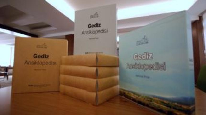 Gediz Ansiklopedisi Satışa Sunuldu
