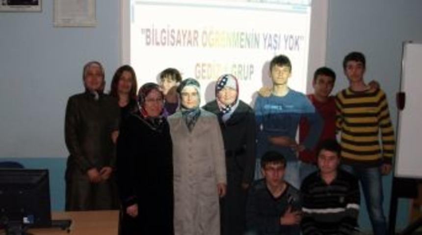 Gediz Teknik Ve End&uuml;stri Meslek Lisesi 'bilgisayar &Ouml;ğrenmenin Yaşı Yok' Projesini Başarıyla Tamamladı