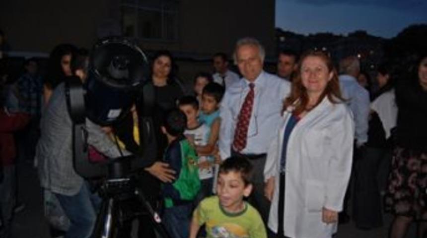 Sancaktepe&rsquo;de g&ouml;zlem şenliği d&uuml;zenlendi