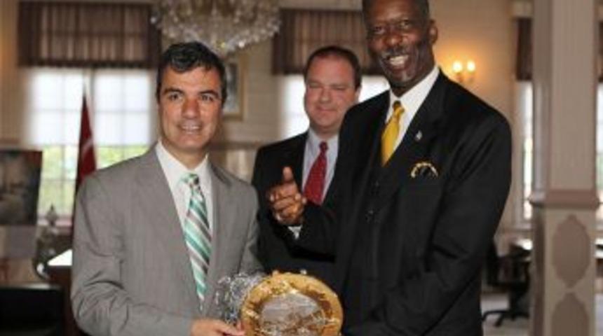 Amerikalı Heyet, Ey&uuml;p&rsquo;e Hayran Kaldı