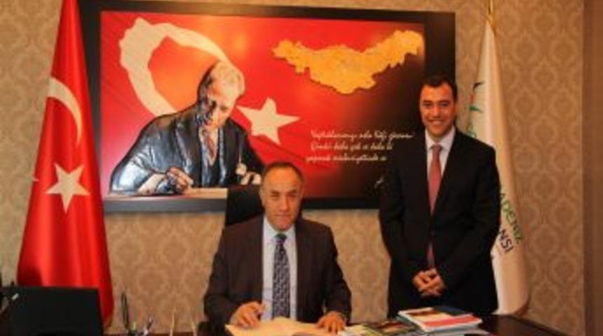 İ&ccedil;işleri Bakanlığı M&uuml;steşarlığı'na Atanan Rize Valisi Hacım&uuml;ft&uuml;oğlu'ndan Doka'ya Veda Ziyareti