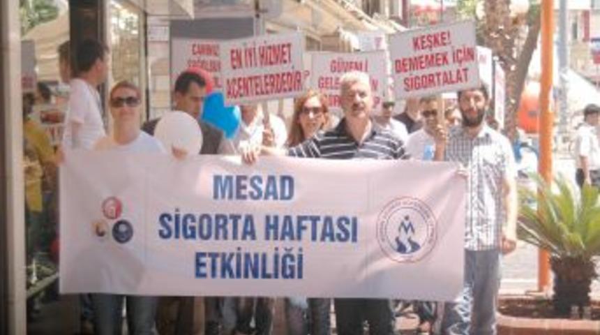 Mersinli Sigortacılar Halkı Bilin&ccedil;lendirmek İ&ccedil;in Y&uuml;r&uuml;d&uuml;