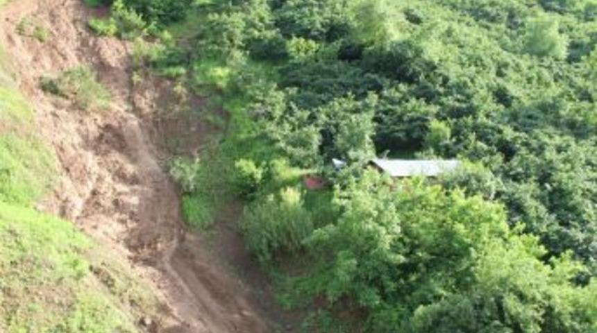 Heyelan Korkusuyla Yaşıyorlar