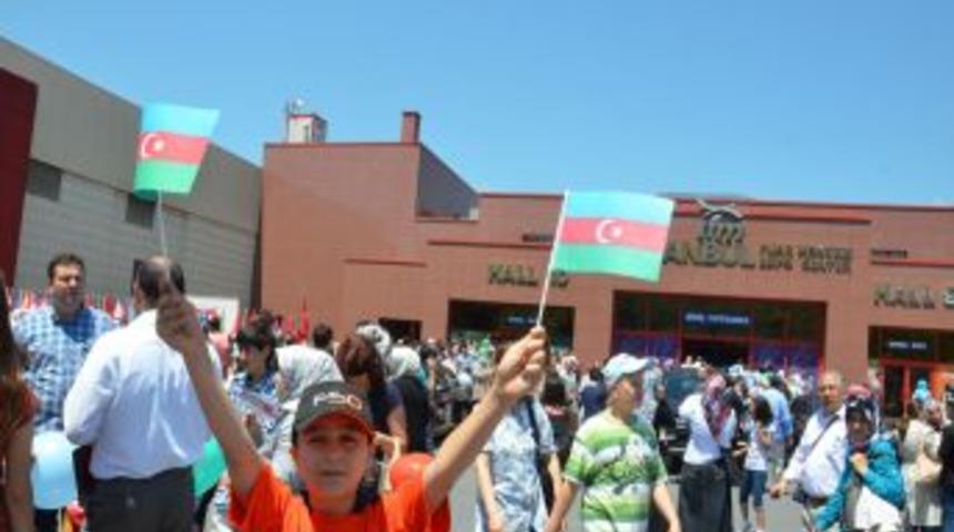 D&uuml;nya &Ccedil;ocukları I&ccedil;in İstanbul'a Geldiler