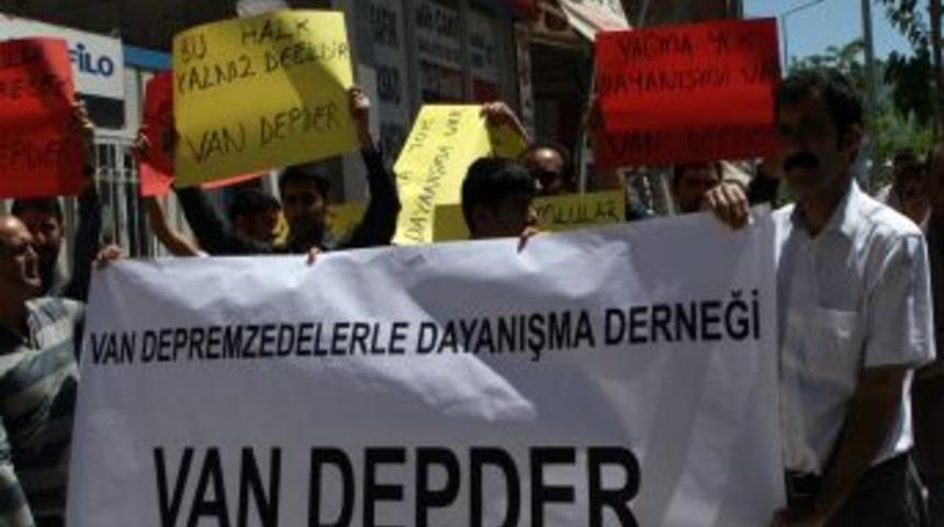 &Ccedil;&ouml;ken Bina &Ouml;n&uuml;nde Basın A&ccedil;ıklaması