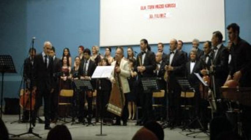 Balıkesir T&uuml;rk M&uuml;ziği Korosu Mest Etti