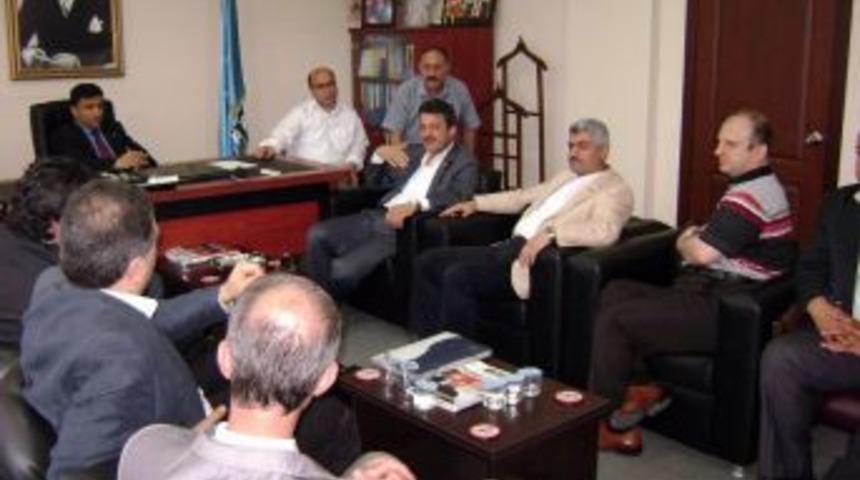 T&uuml;msiad Trabzon Şube Başkanı Atmaca'dan Ak Parti Merkez İl&ccedil;e Başkanı Altunbaş'a Ziyaret