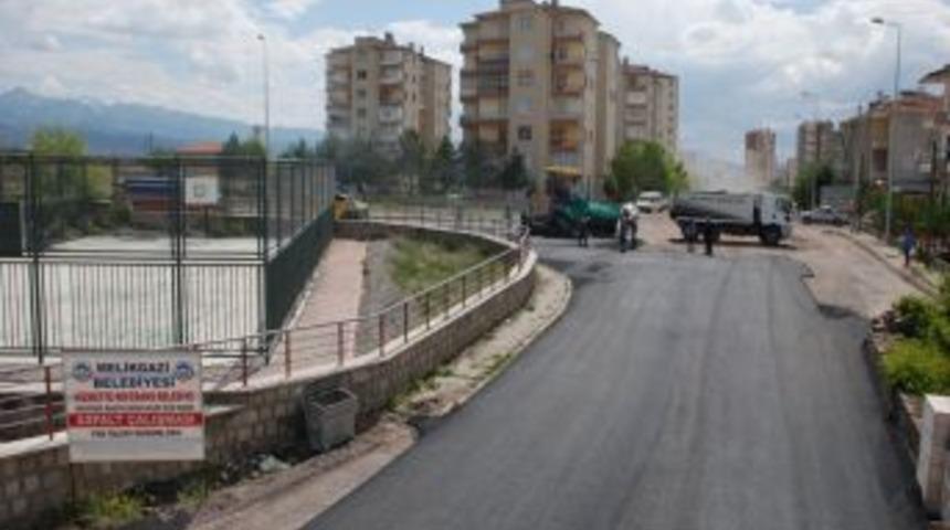 Germir Caddesinde Asfaltlama &Ccedil;alışması Yapıldı