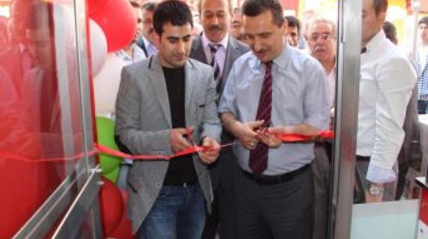 Girişimcilik Kursunu Bitirdi &Ccedil;iğ K&ouml;fteci D&uuml;kkanı A&ccedil;tı