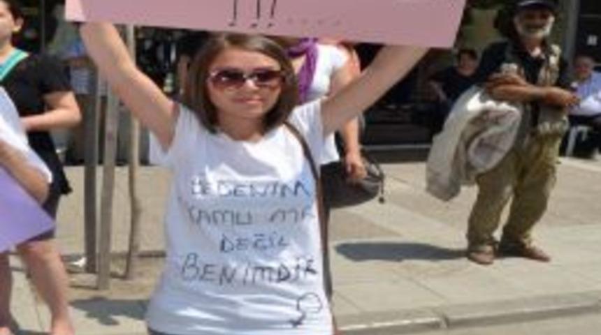 İzmir'de Kadınlardan K&uuml;rtaj Eylemi