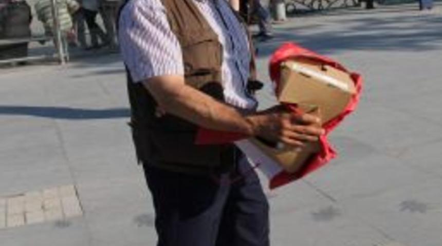 Polis Noktası &Ouml;n&uuml;ne Bırakılan Ş&uuml;pheli Paket Korkuttu