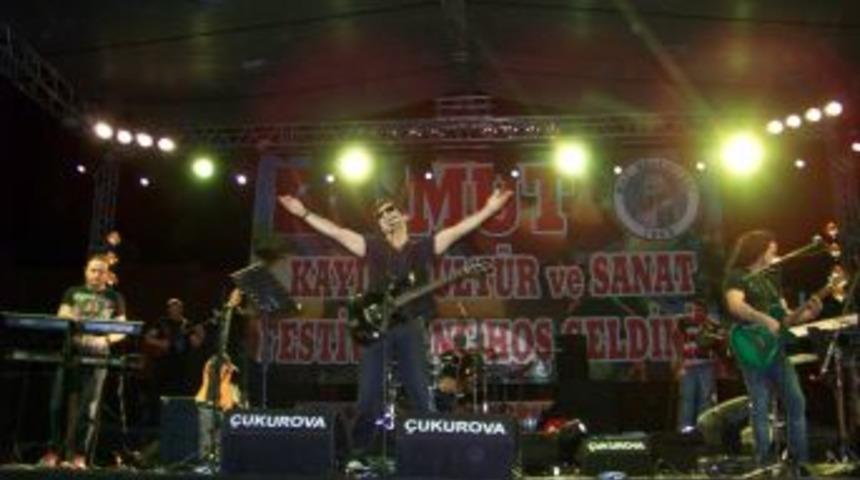 Grup Ayna Ve Yusuf G&uuml;ney Coşturdu