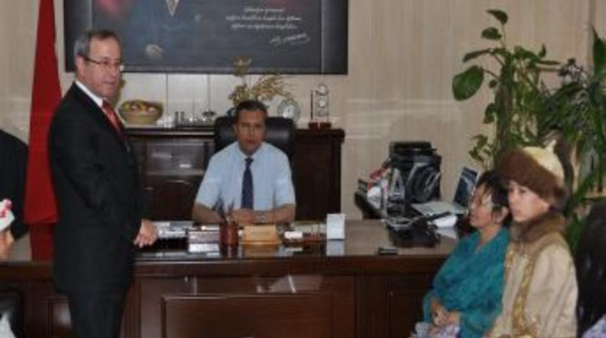 Gkv'nin Konuklarından Ekrem Serin'e Ziyaret