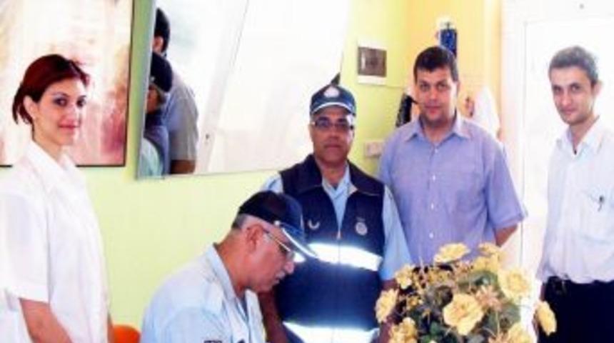 Burhaniye'de Berber Ve Kuaf&ouml;rlere Denetim