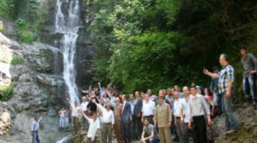 Taş Ocağı I&ccedil;in Kesilecek Ormanı Kurtaran K&ouml;yl&uuml;ler Kutlama Pikniği D&uuml;zenledi