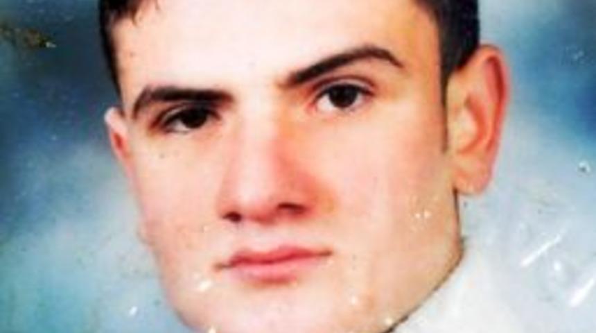 Dereye U&ccedil;an Ara&ccedil;taki S&uuml;r&uuml;c&uuml; Hayatını Kaybetti