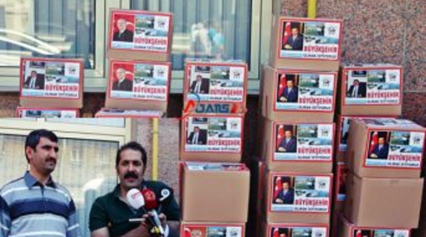 "152 Bin İmza Siyasilere Teslim Edildi"